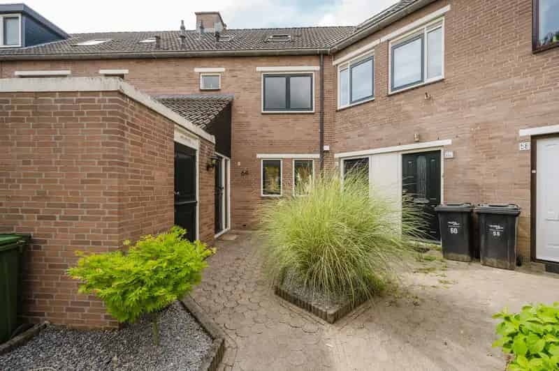 Huis te koop: Kievit 64 3191 DH Hoogvliet Rotterdam | Funda