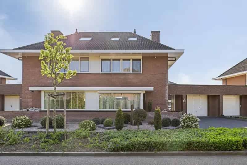 Instapklare 4 Slaapkamers Tweekapper Dierdonk Energiezuinig
