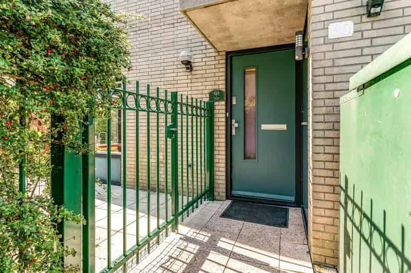 Huis te koop Amsterdam Nieuw-West: Ruime gezinswoning met tuin en dakterras