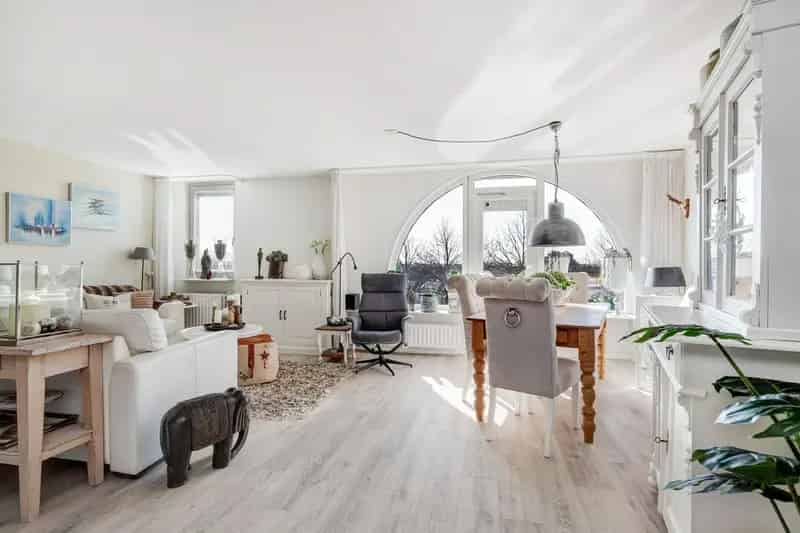 3 Kamer Appartement te koop - Balkon - Eigen Garage