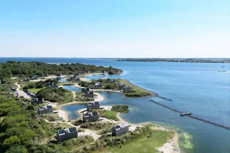 Tiny House Grevelingenmeer  Duurzaam  Volledig Ingericht  Verplichte Verhuur