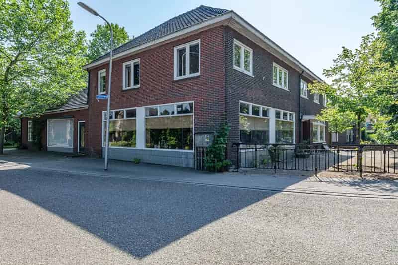 Winkelruimte en Woning te koop Luttenberg
