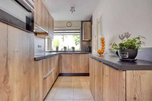 Hoekwoning met trimsalon Ede