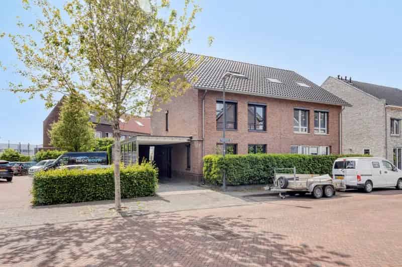 2-onder-1-kapwoning Bunschoten Spakenburg 4 slaapkamers