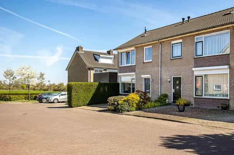 Instapklare Luxe Hoekwoning met 3 slaapkamers