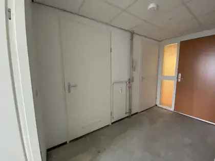 54m2 Seniorenappartement Heerhugowaard  Balkon Berging Badkamer