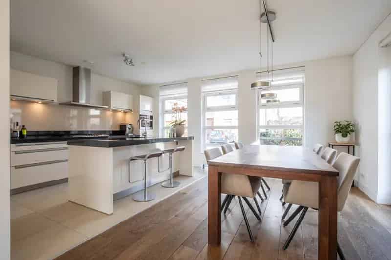 Ruime Villa Aan Vaarwater Aalsmeer Grote Tuin Moderne Keuken