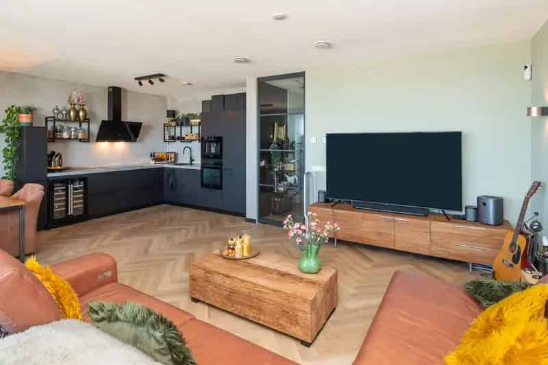 Appartement te koop Rotterdam Nesselande 85m2 2 slaapkamers balkon parkeerplaatsen