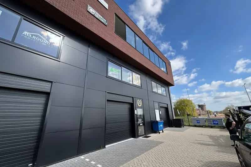 Bedrijfsruimte te Huur Bergschenhoek 119m2