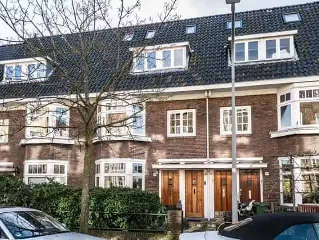 Sfeervolle Jaren 30 Bovenwoning Haarlem Kleverpark 5 Slaapkamers Dakterras