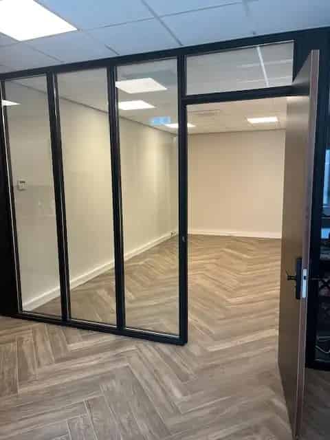 Kantoorruimte Hellevoetsluis 22m² - Modern en Energiezuinig