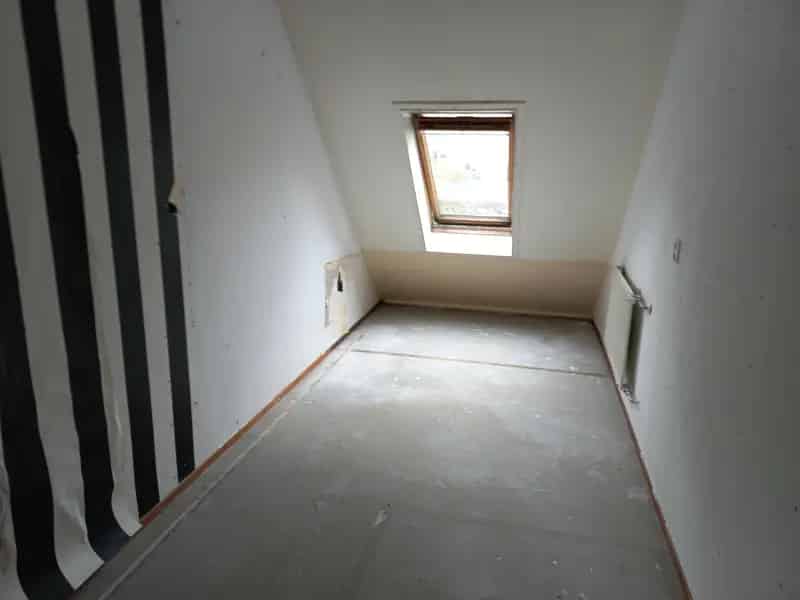 Ruime Moderne Tussenwoning Poeyenstraat