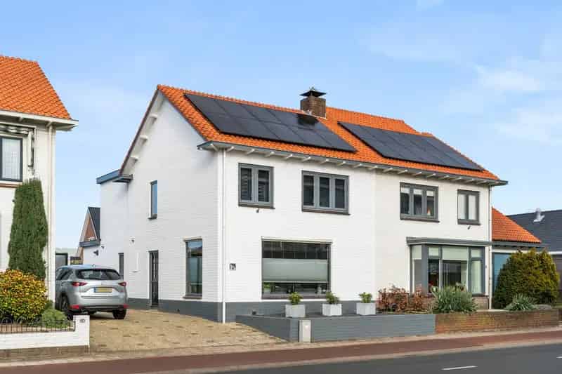 Huis te koop Ede: Royale 5 Slaapkamers, Diepe Tuin