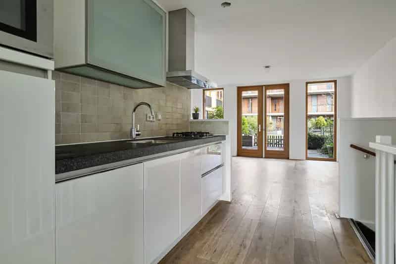 Moderne Maisonnette Rotterdam Zuidwijk 2 slaapkamers 2 parkeerplaatsen