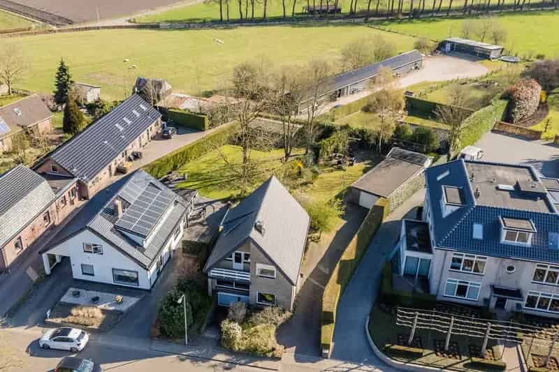 Vrijstaande woning Garderen 4 slaapkamers grote tuin kelder