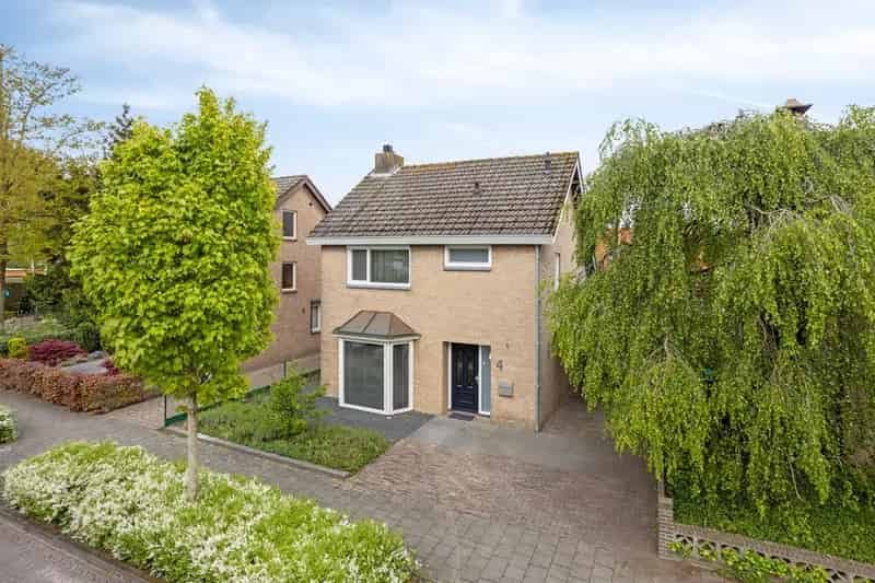 Huis te koop Made Spechtstraat 4