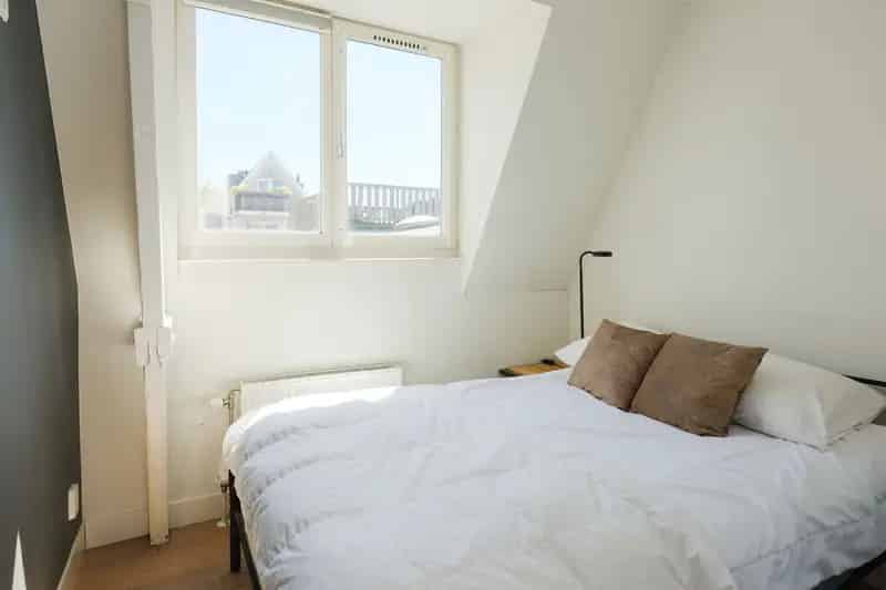 Jordaan appartement te koop: 59m², 2 slaapkamers, balkon, gerenoveerd
