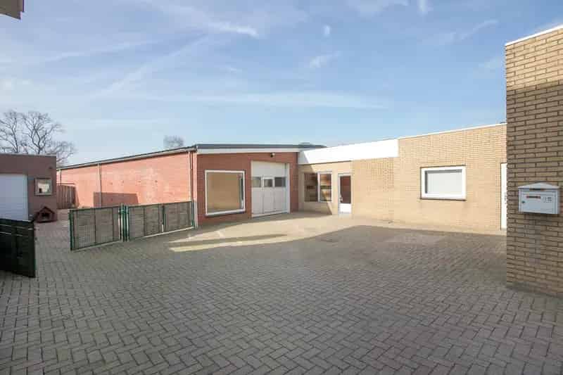 Bedrijfshal Reusel te Huur Opslag Showroom