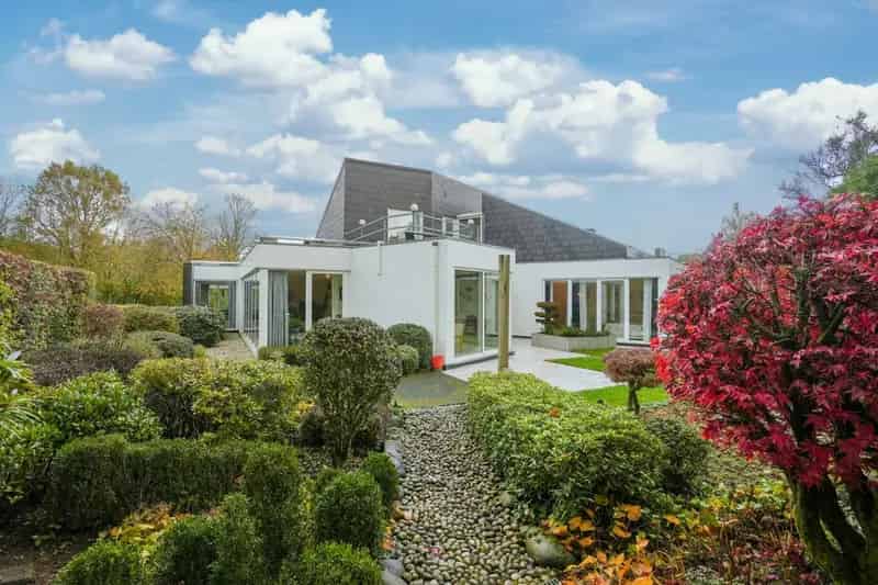 Semi-bungalow Gulpen 220m2 3 slaapkamers 2 badkamers tuin dakterras
