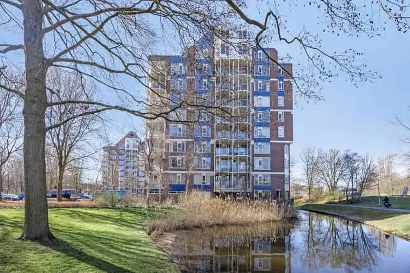 Ruim appartement 83m2 Waardhuizen Amstelveen