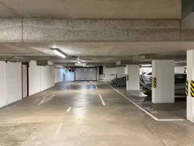 Parkeerplaats te koop Den Haag Leuvensestraat