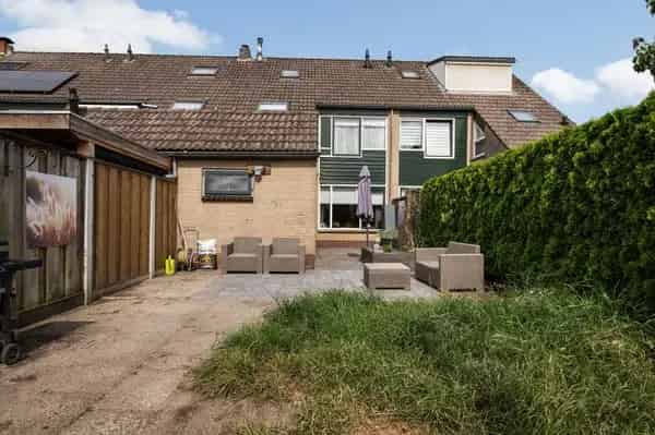 Diepenheim Rustige Middenwoning 3 slaapkamers Tuin Schuur Energielabel B