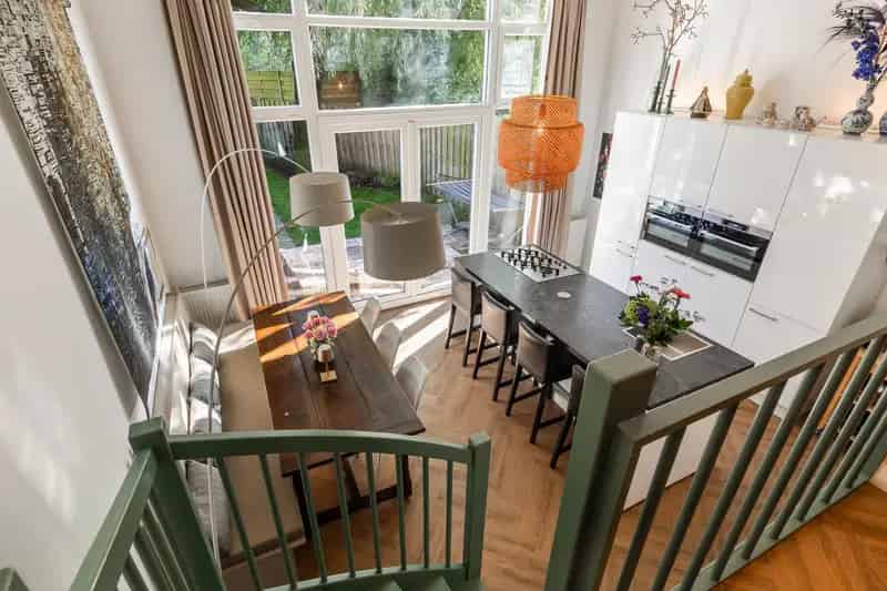 Recent gerenoveerde 3 kamer benedenwoning 91m2 met tuin 183m2 Oude Noorden