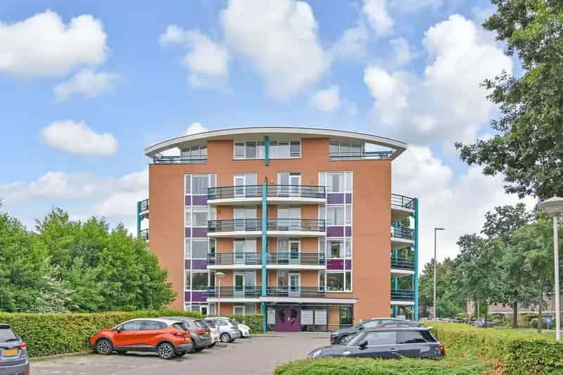 3 Kamer Appartement Zoetermeer  Lift Terras Balkon Berging