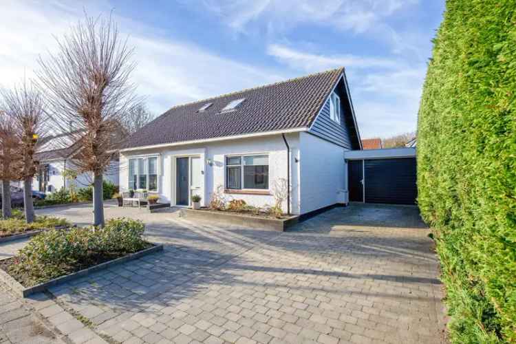 Bungalow Te Koop in De Koog, Noord-Holland