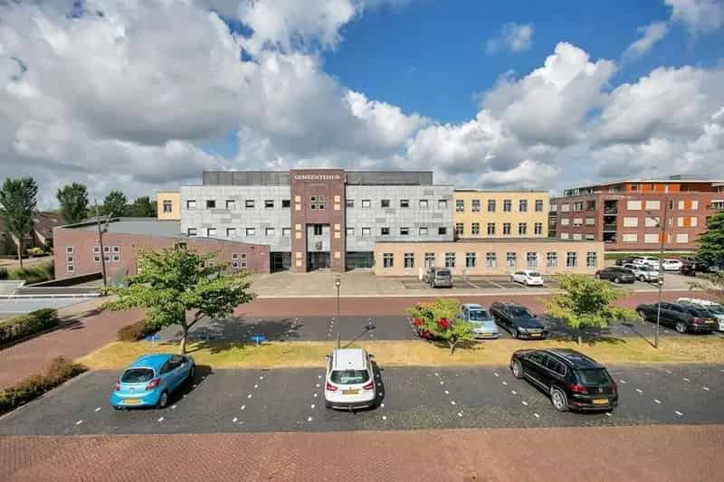 Gemeentehuis appartementen: 36 appartementen, 2 studio's en 2 lofts