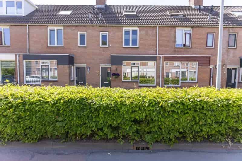 Huis Te Koop , 12, Paardebloem, Hoorn, Noord-Holland