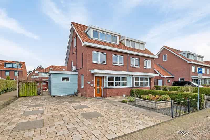 Ruime 5 Slaapkamer Tweekapper Den Haag Ypenburg 171m2 Serre A+