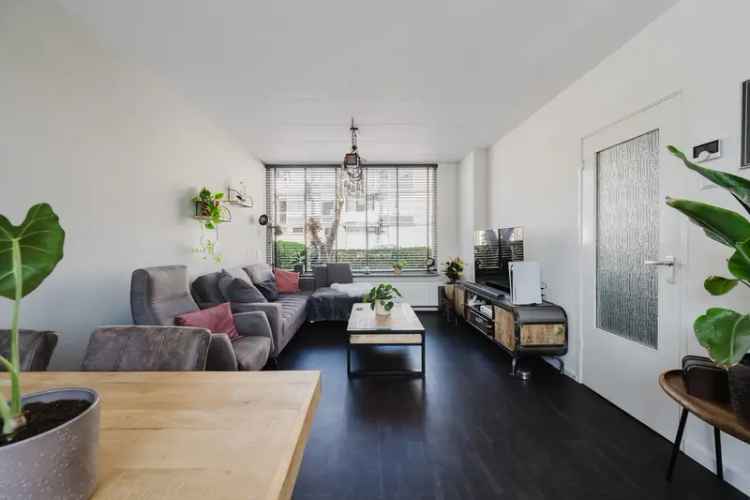 3 Slaapkamers Eengezinswoning Luxe Keuken Tuin