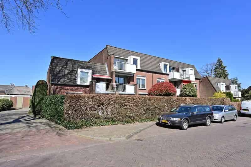 Appartement te koop Laren NH: 3-kamer appartement met balkon