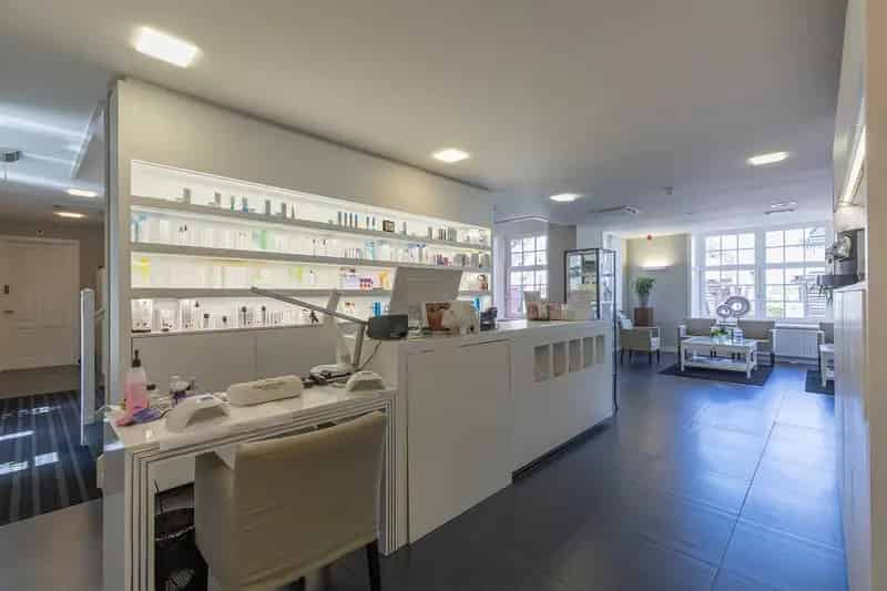 Kantoorpand Huizen 500m² te Huur - Nautisch Kwartier