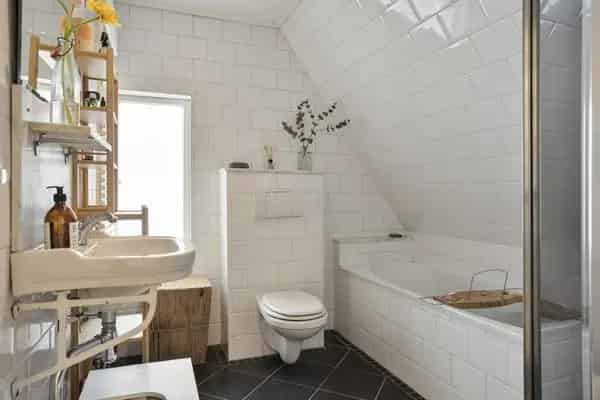 Jaren 30 woning 130m2 438m2 perceel Grote tuin Zonnepanelen Airco