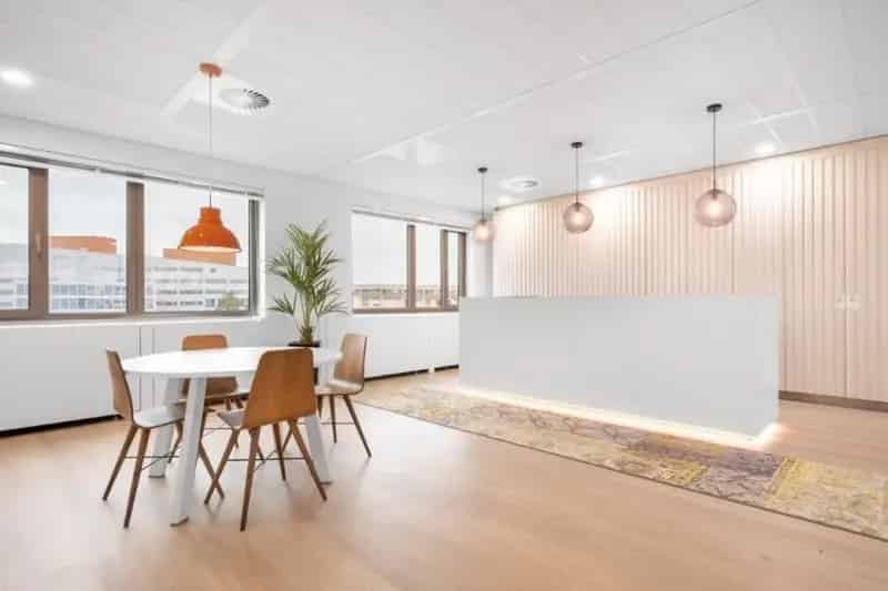 Flexibele Kantoorruimte Den Haag: Co-working, Privékantoor & Business Lounge