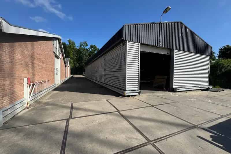 Bedrijfshal te Huur Zwolle Marsweg 386m2