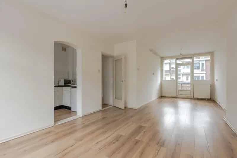 Ruim 2-kamer appartement Oud-Mathenesse met 2 balkons