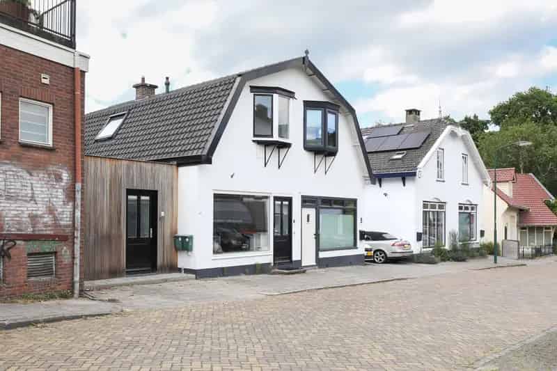Te Koop: Charmante 3-kamer Maisonnette Soestdijk