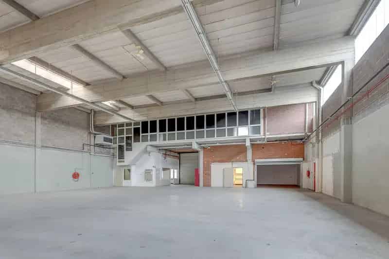 Bedrijfshal te Huur Amsterdam 887m2 nabij Station Sloterdijk