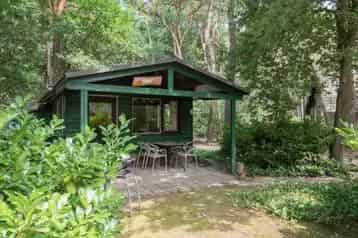 Vakantiepark Zevenbergen: Tijdelijke Bungalowverhuur in Heesch