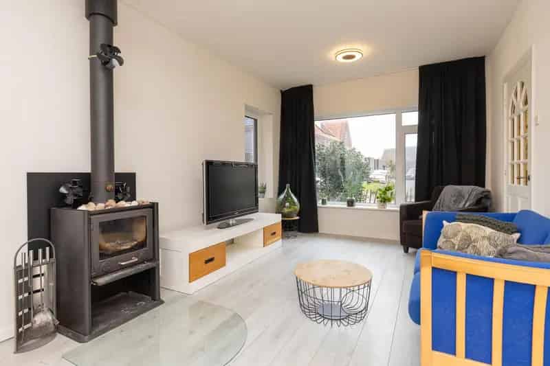 2-onder-1-kapwoning Den Oever Nabij Waddenzee