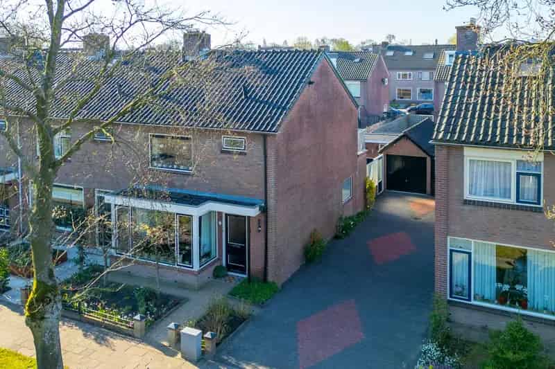 Huis te koop Woudenberg 4 slaapkamers ruime schuur kindvriendelijk