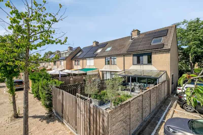 Huis te koop: Meerkoet 24 3191 DN Hoogvliet Rotterdam | Funda