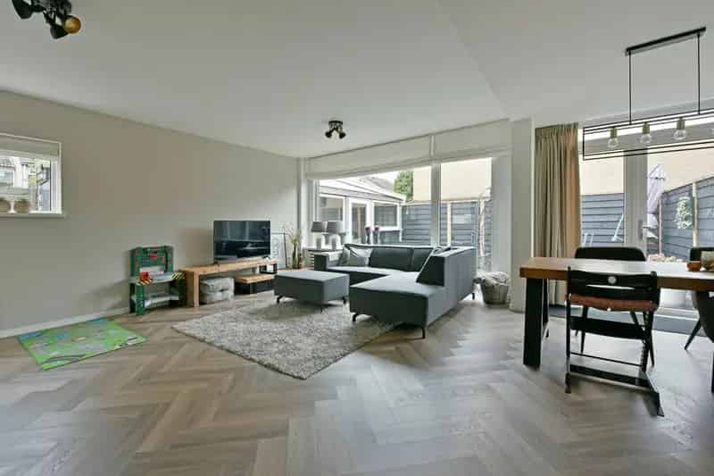 Huis te koop Soest Titus Brandsmastraat 4 slaapkamers tuin
