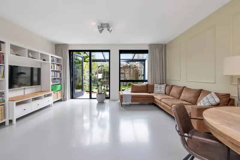 Huis te koop Den Haag: Instapklare 4 slaapkamer gezinswoning A+++
