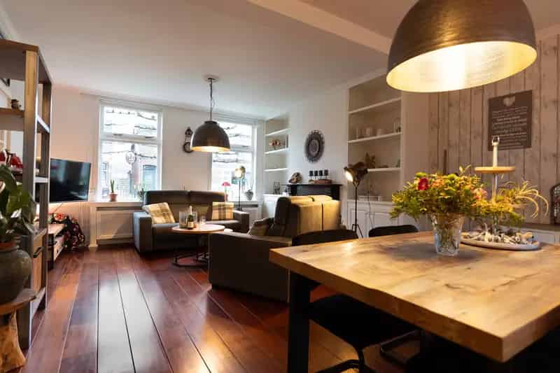 Vrijstaande woning Krabbendijke Ruime Tuin 9 Zonnepanelen