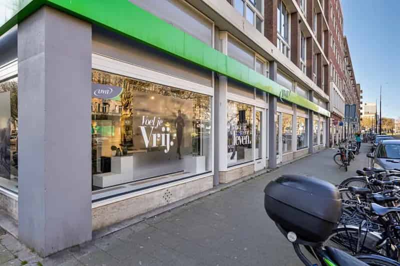 Winkelruimte Rotterdam Goudsesingel 922m2 te Huur