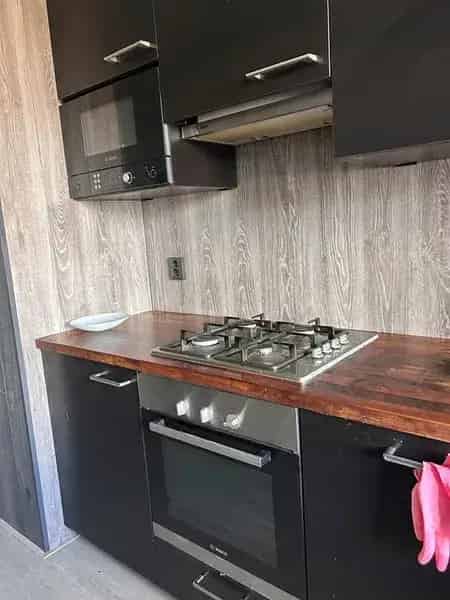 2 Slaapkamer Appartement Amsterdam Noord Nabij Metro
